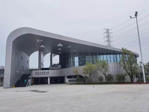 Buleway statybos baseino projektas: Shenzhen Longhua Guanlan sporto centras