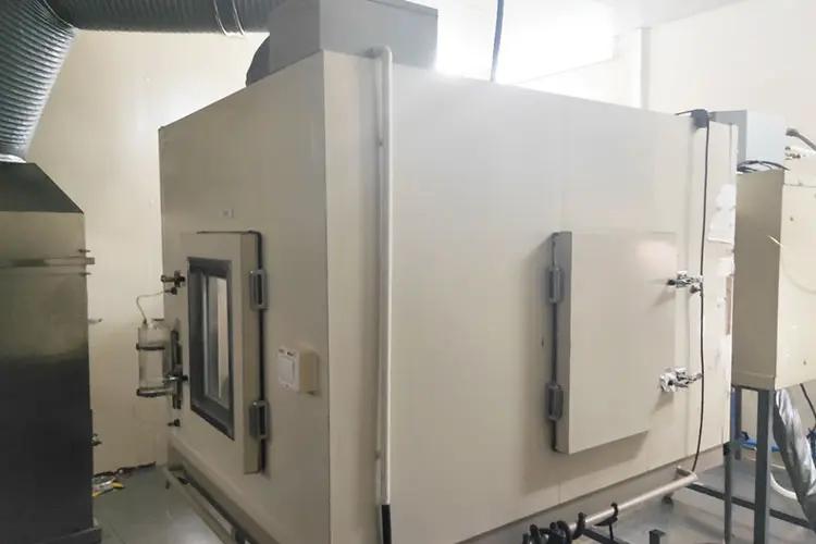 Blueway water chiller manufacturing workshop with skilled technicians and quality control process