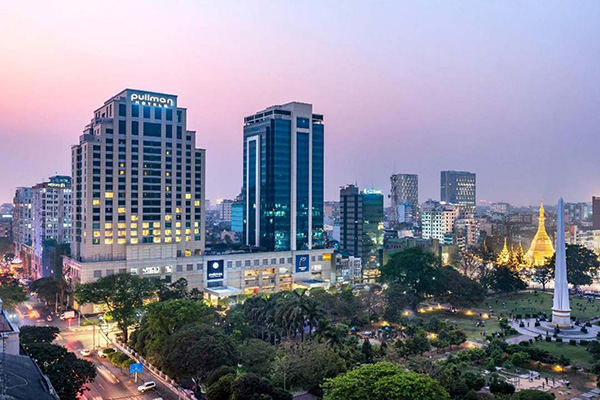 Mianmaro Pullman Yangon Centrepoint viešbutis